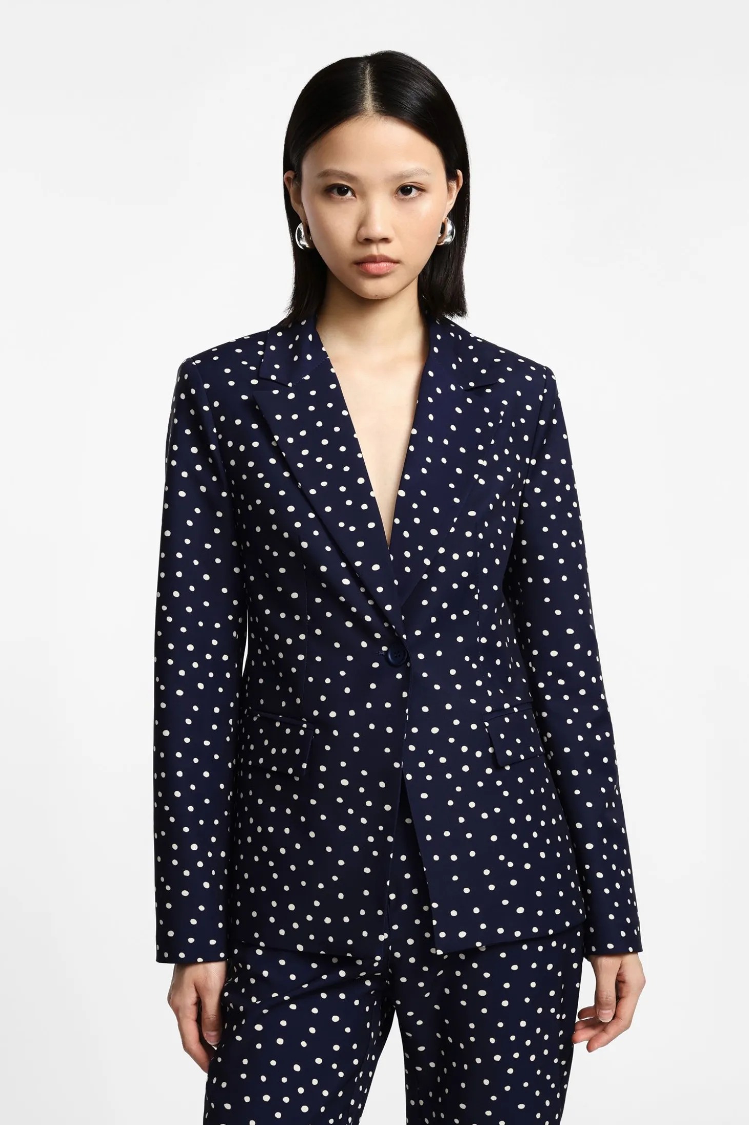Blazer con bottoni singoli stampa pois
