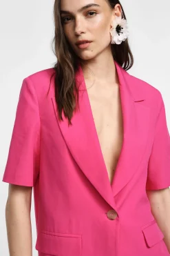 Blazer con maniche corte e bottone