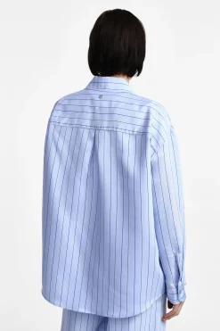 Camicia a righe con bottoni