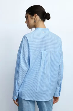Camicia a righe con collo coreano