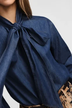 Camicia con maniche lunghe e fiocco