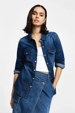 Camicia denim con tasche e bottoni