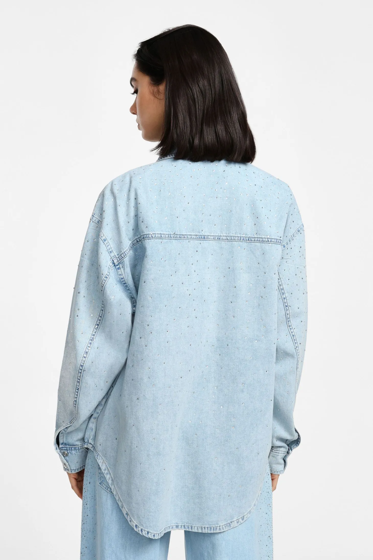 Camicia di jeans con strass e tasche