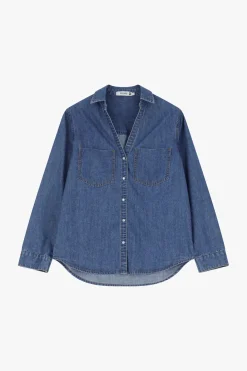 Camicia in denim con tasche e bottoni