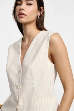 Gilet gessato con bottoni