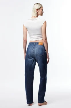 Jeans a gamba larga con tasche