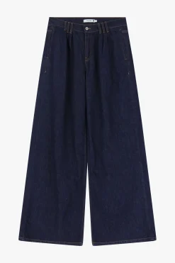Jeans a gamba larga con vita alta e pinces
