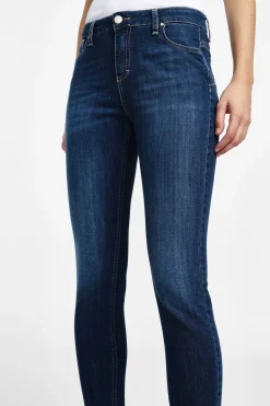 Jeans skinny aderenti