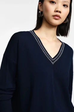Maglione con scollo a v profilato