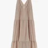 Maxi abito con spalline sottili