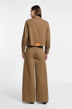 Pantaloni a gamba larga con cintura