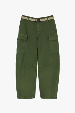 Pantaloni chino con tasche grandi