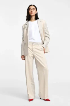 Pantaloni gessati con gamba ampia