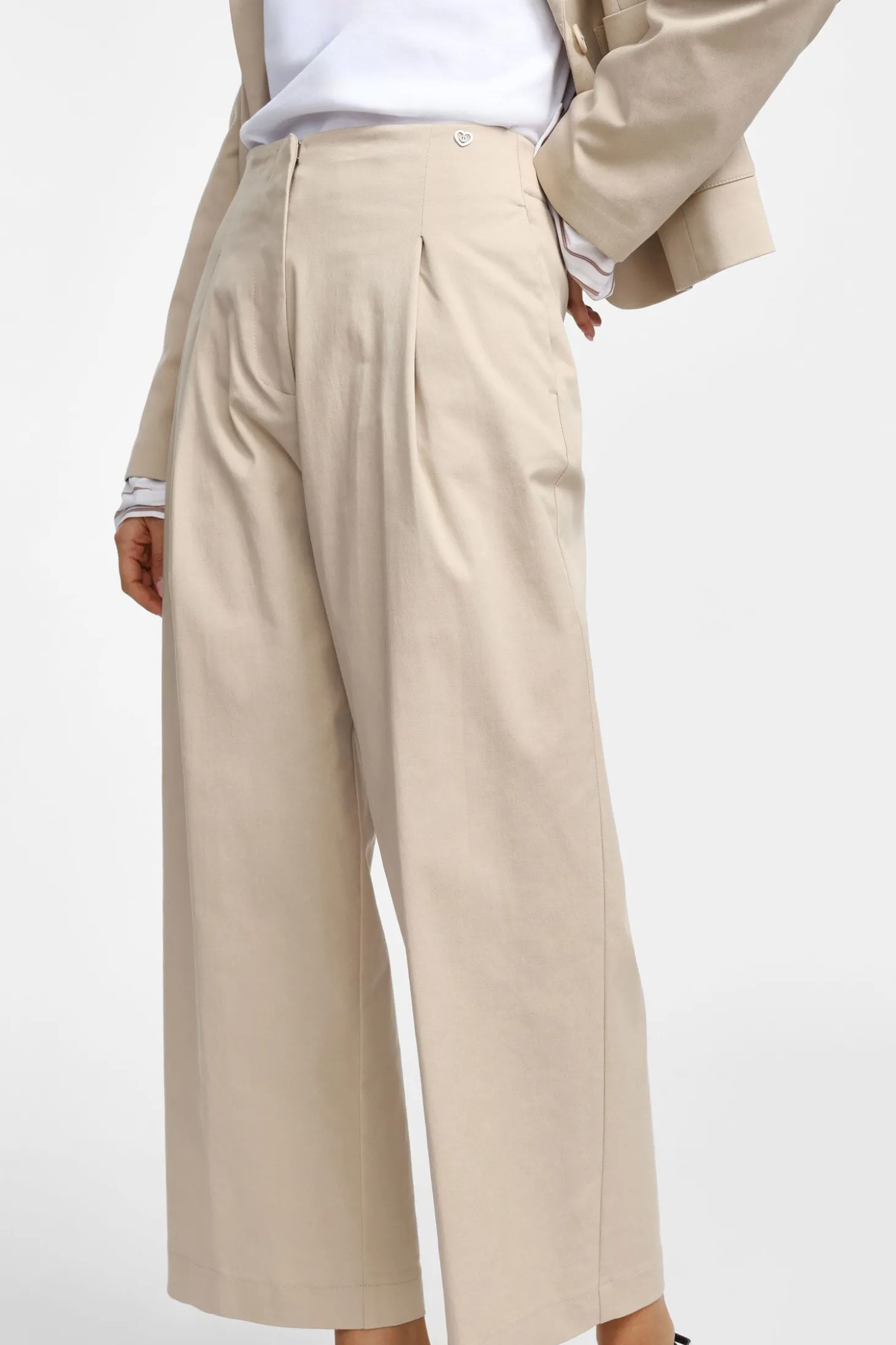Pantaloni palazzo a vita alta