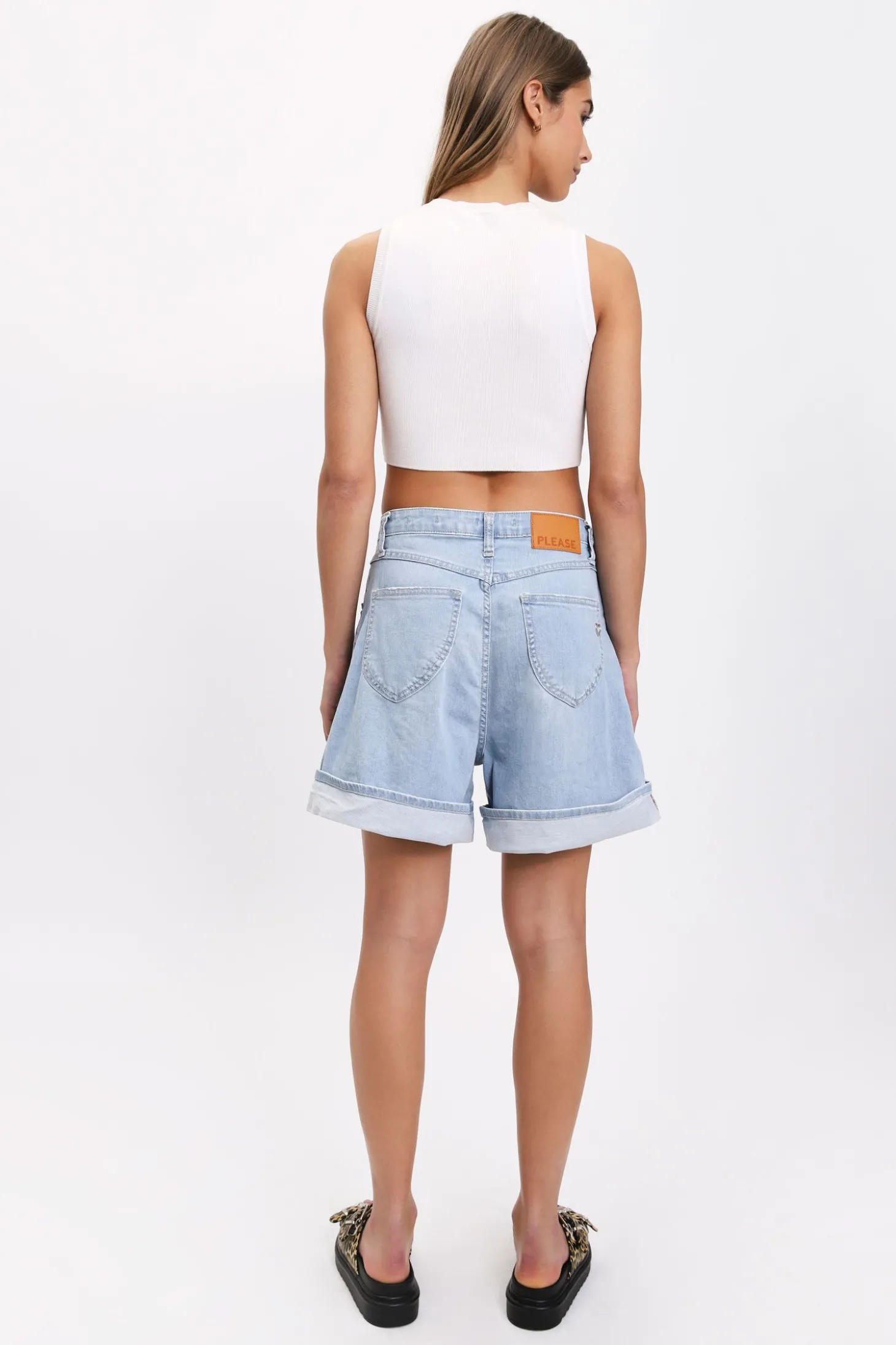 Shorts svasati in denim chiaro