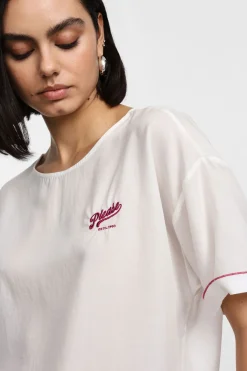 T-shirt con scollo rotondo e maniche corte